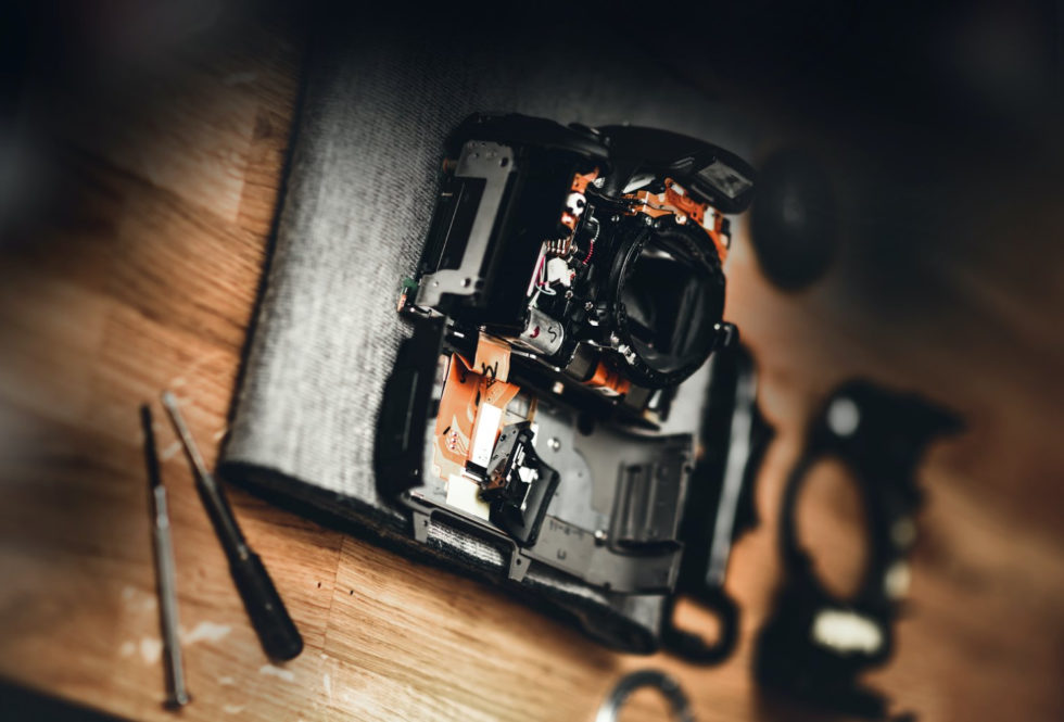 Repair Shop Armadillo Camera